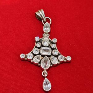 CRYSTAL WHITE SILVER PENDANT