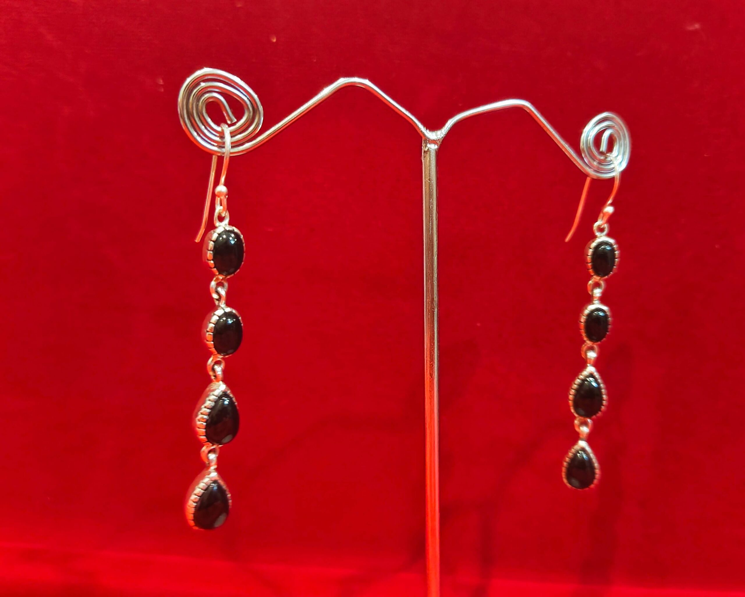 BLACK ONYX FASHION DANGLERS - Image 2