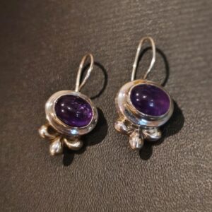 RADIANT PURPLE OVAL CRYSTAL EARRINGS