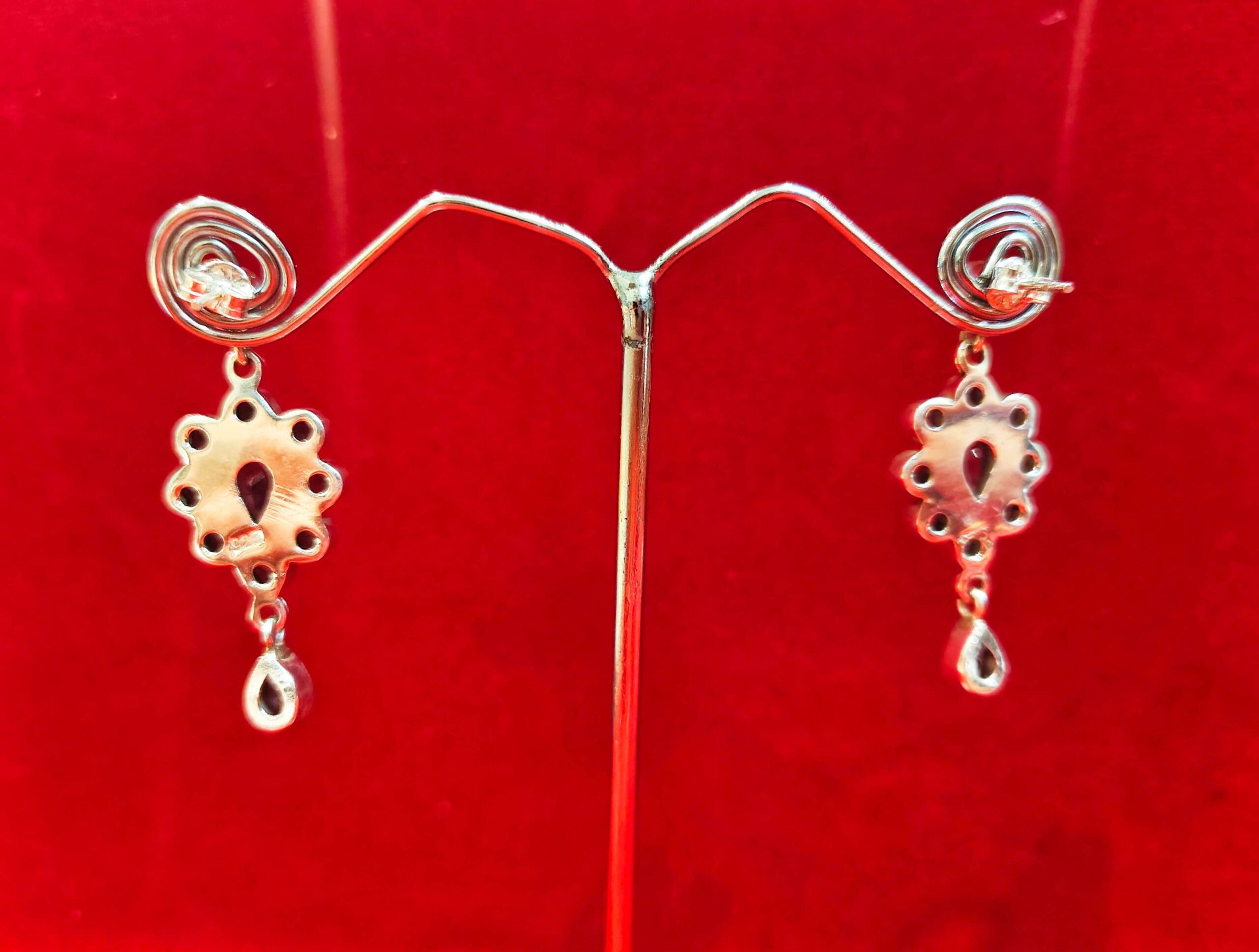 AMETHYST FLORAL DANGLERS - Image 3