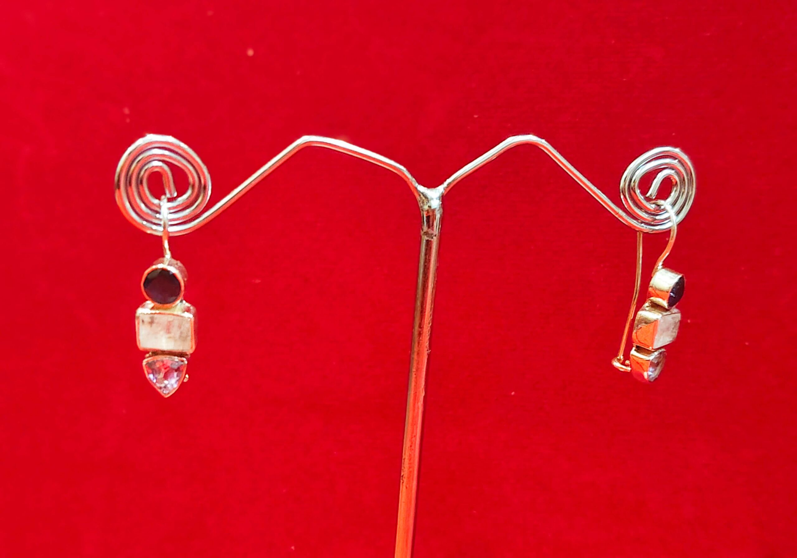 SILVER FISHLOCK EARRINGS - Image 2