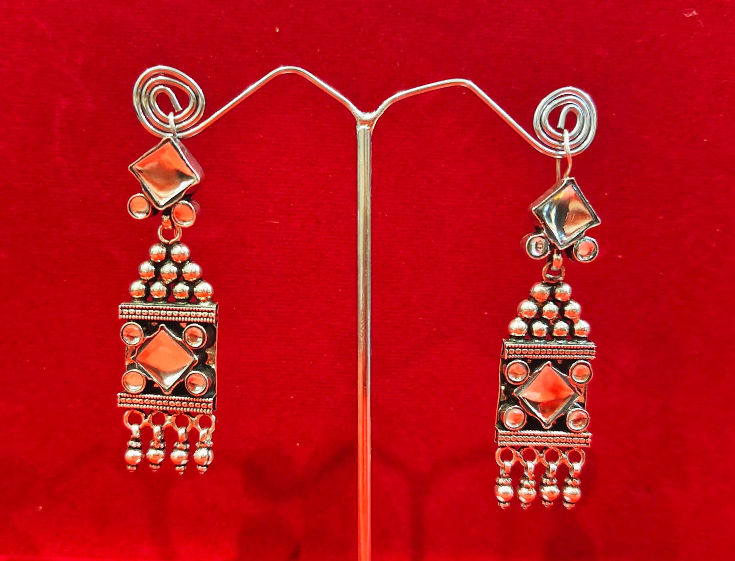 ELEGANT SILVER MIRROR EARRINGS