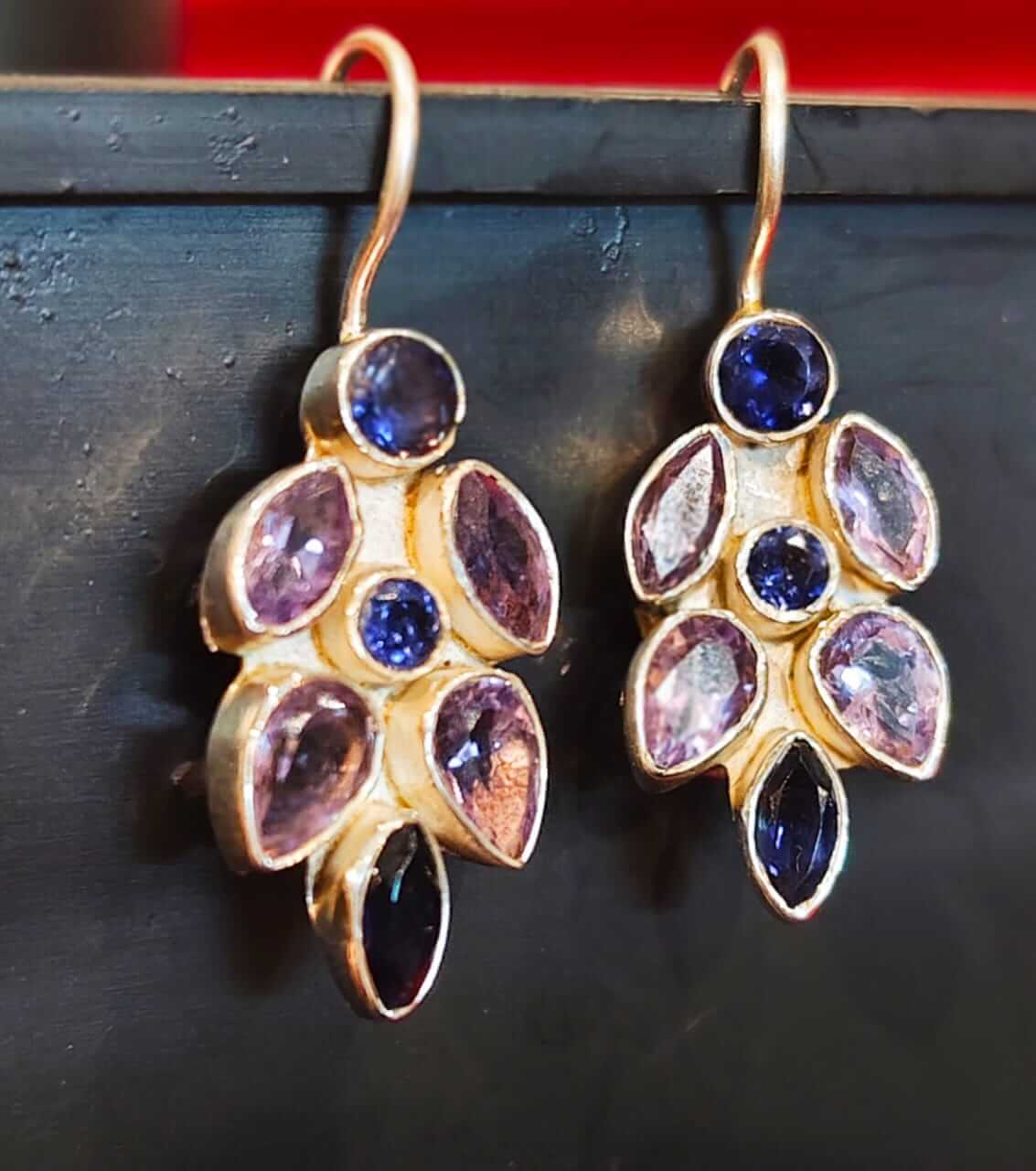 PURPLE PETAL SILVER EARRINGS - Image 2