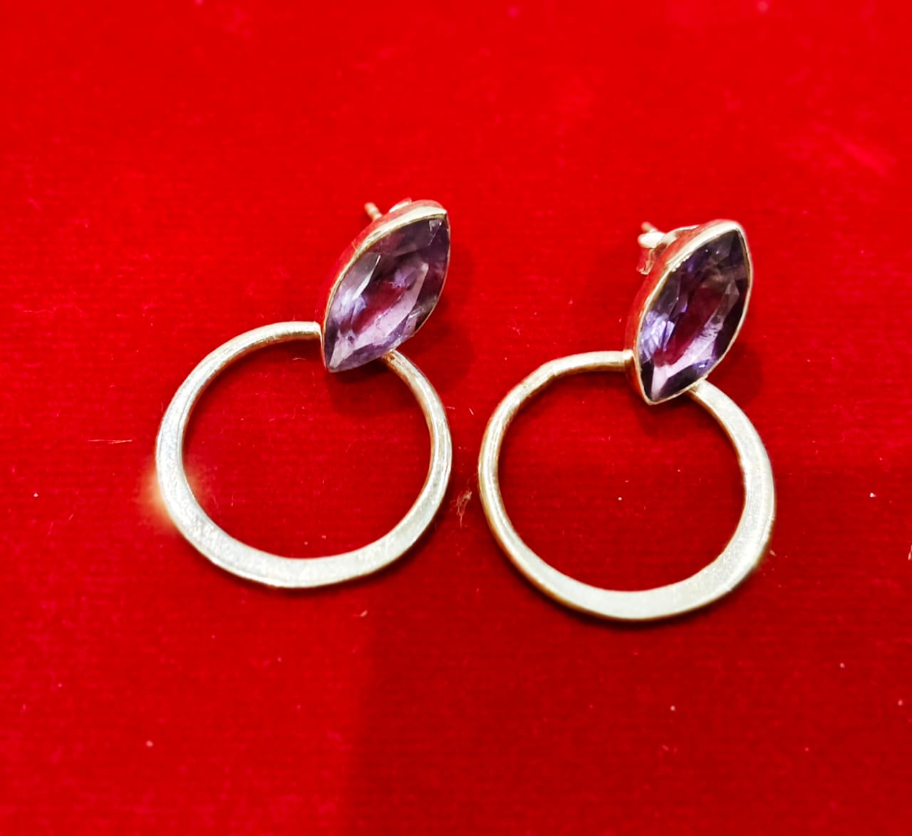 PURPLE STONE STUDDED HOOP EARRINGS