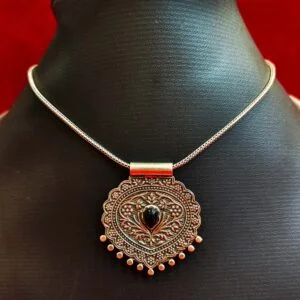 BLACK STONE STUDDED SILVER PENDANT